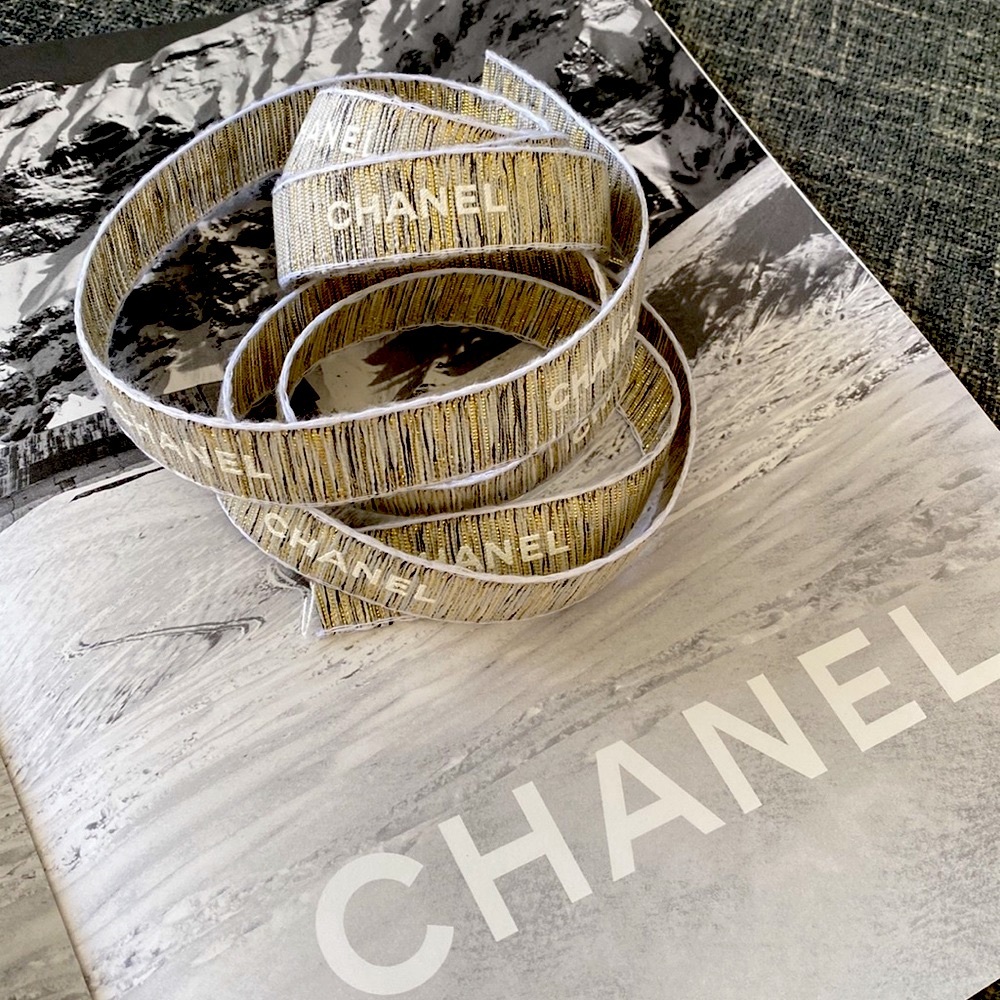 Chanel White, Gold and Black Ribbon 🎀